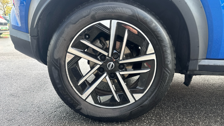 Nissan Juke 1.6 Hybrid N-Connecta 5dr Auto Hybrid Hatchback